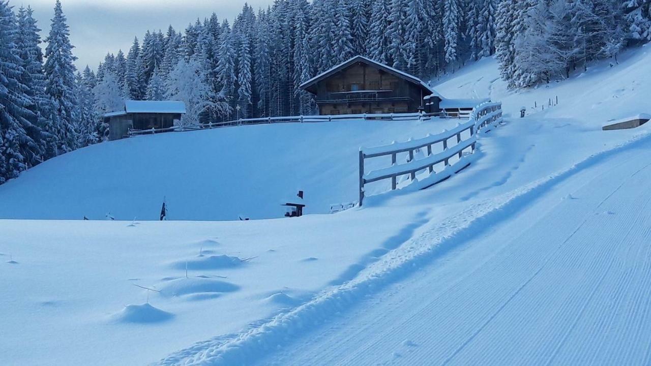 Ado'S Haus Villa Нийдерау Екстериор снимка
